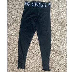 Alphalete Capri Leggings